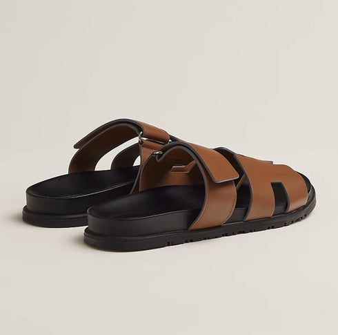 サンダル 《シプレ》