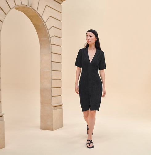 "H" ショートスリーブドレス