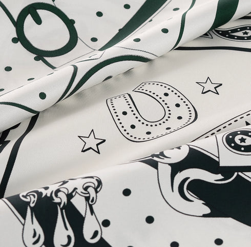 カレダブルフェイス 140 《朝の散歩・バンダナ》