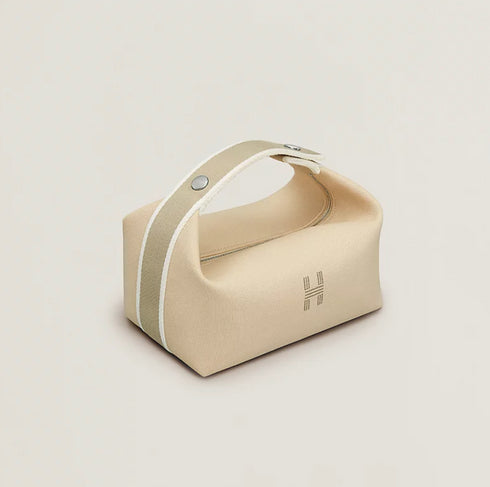 ポーチ 《ブリッド・ア・ブラック》 PM