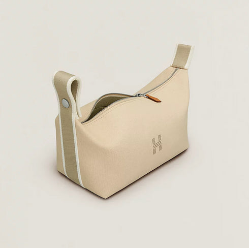 ポーチ 《ブリッド・ア・ブラック》 PM