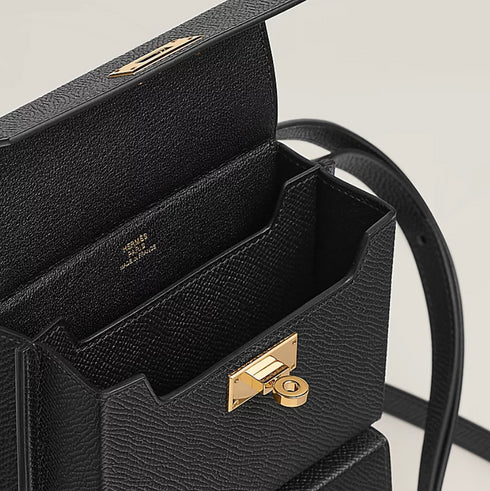 ケリー マルチポケット TO GO ポーチ