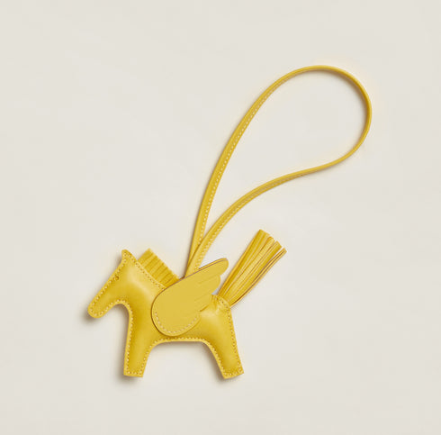 チャーム 《ロデオ》 ペガサス PM