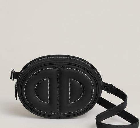 《イン・ザ・ループ》ベルトバッグ