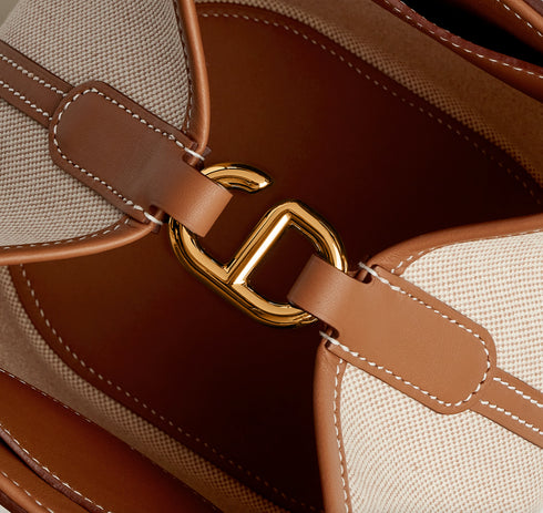 バッグ 《イン・ザ・ループ》 18