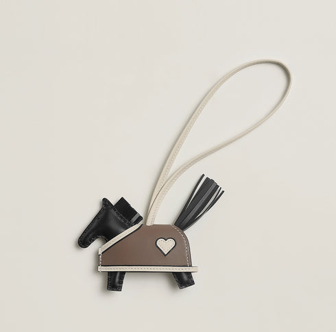 Rodeo Robeo Coeur PM チャーム