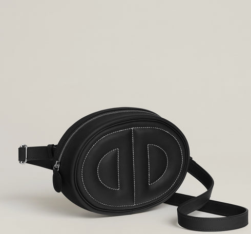 《イン・ザ・ループ》ベルトバッグ