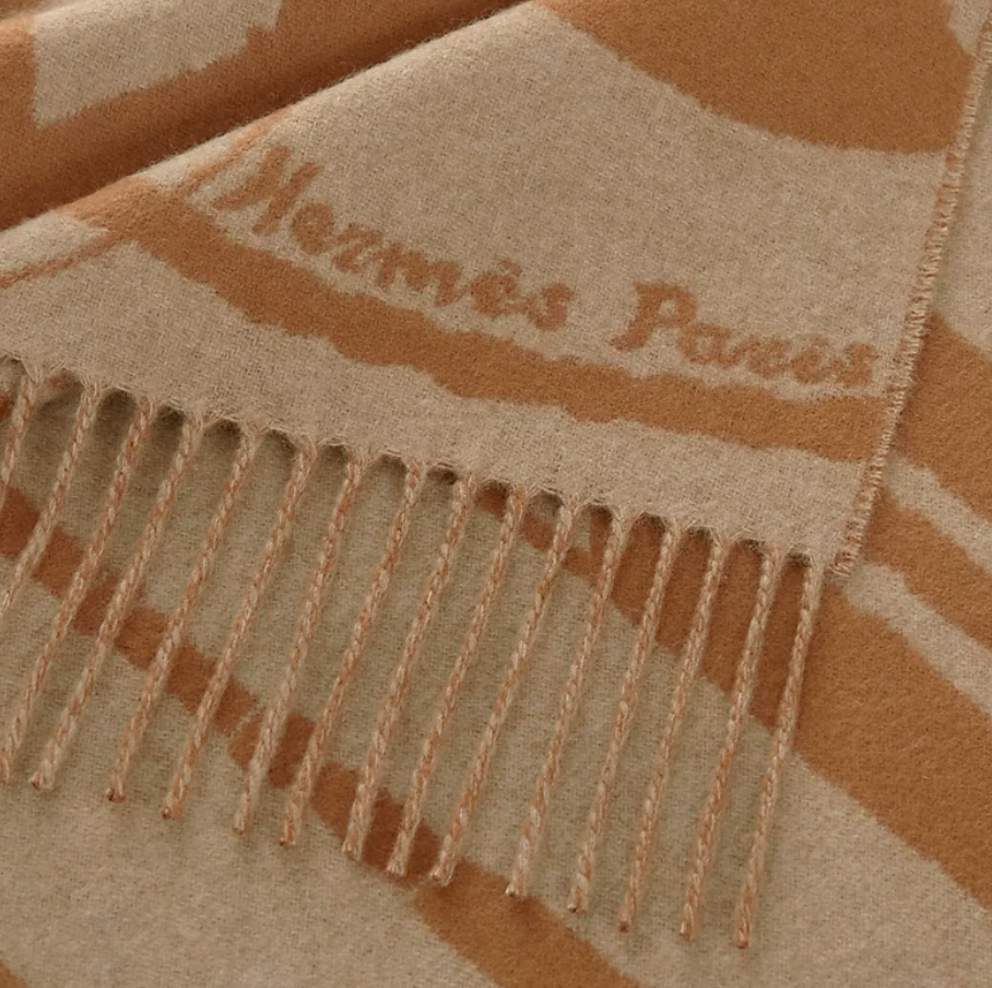 Hermès カシミヤマフラー 25x150 cm クリック・クラック カシミヤマフラー 《カザック・キーコレクション》 | Hermès